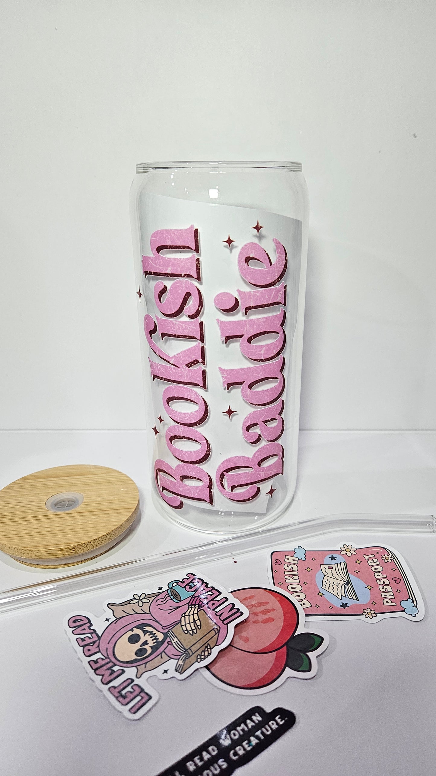 20 oz Bookish Baddie clear cup