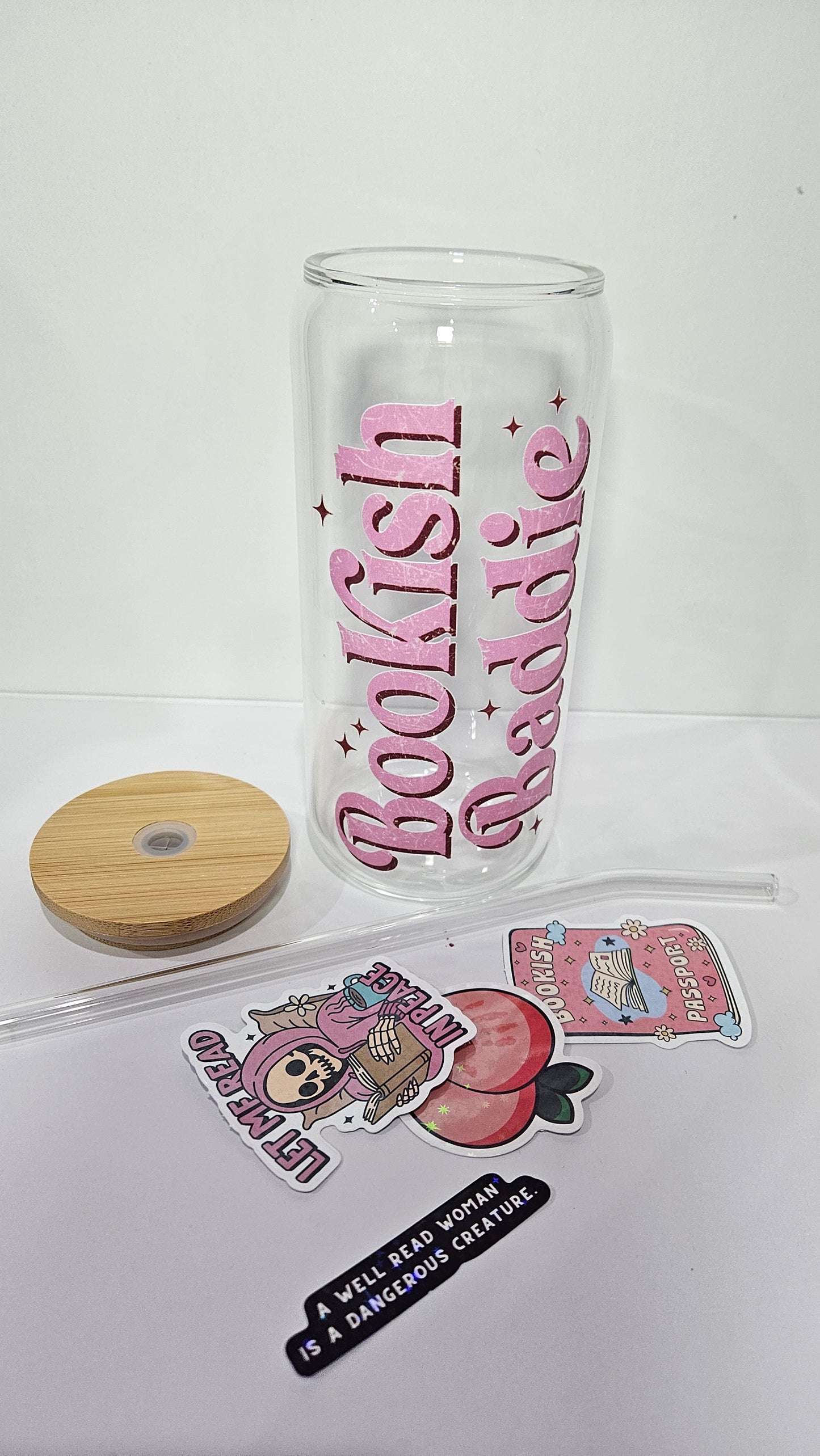 20 oz Bookish Baddie clear cup